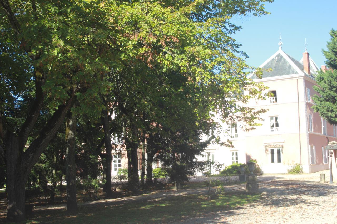 Chateau De La Chapelle Des Bois Fleurie Exterior foto