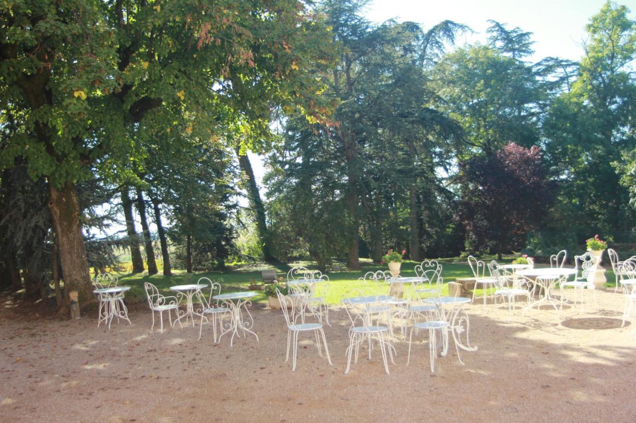 Chateau De La Chapelle Des Bois Fleurie Zimmer foto
